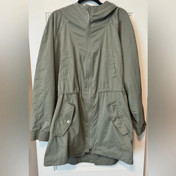 Levi's Women's Plus Size
Green Cinch Waist Hooded Jacket Size 4X - Picture 3 of 12